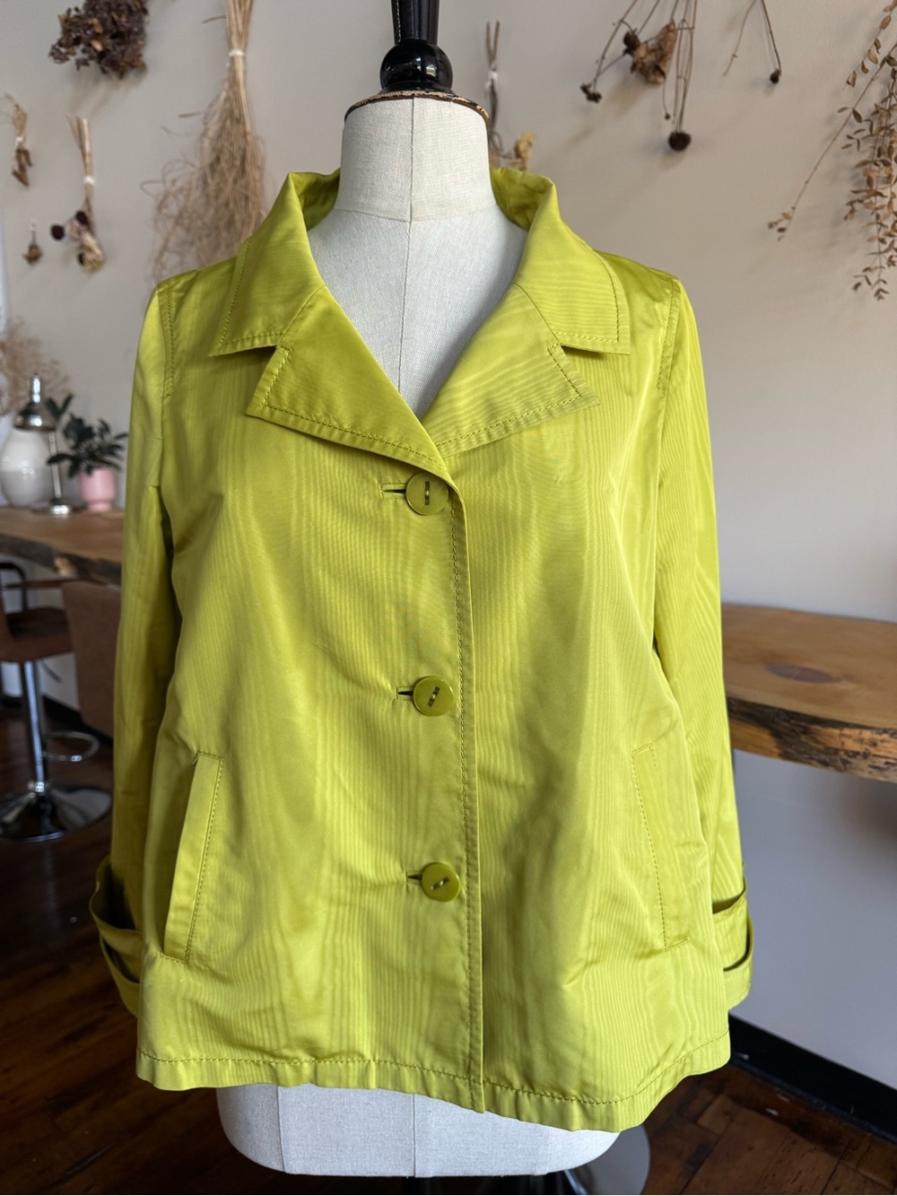 Women's Vintage Lime Green Button-Front Silk Blend Jacket